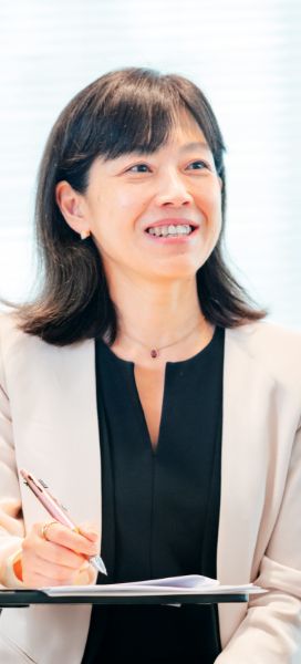 豊貞 佳奈子